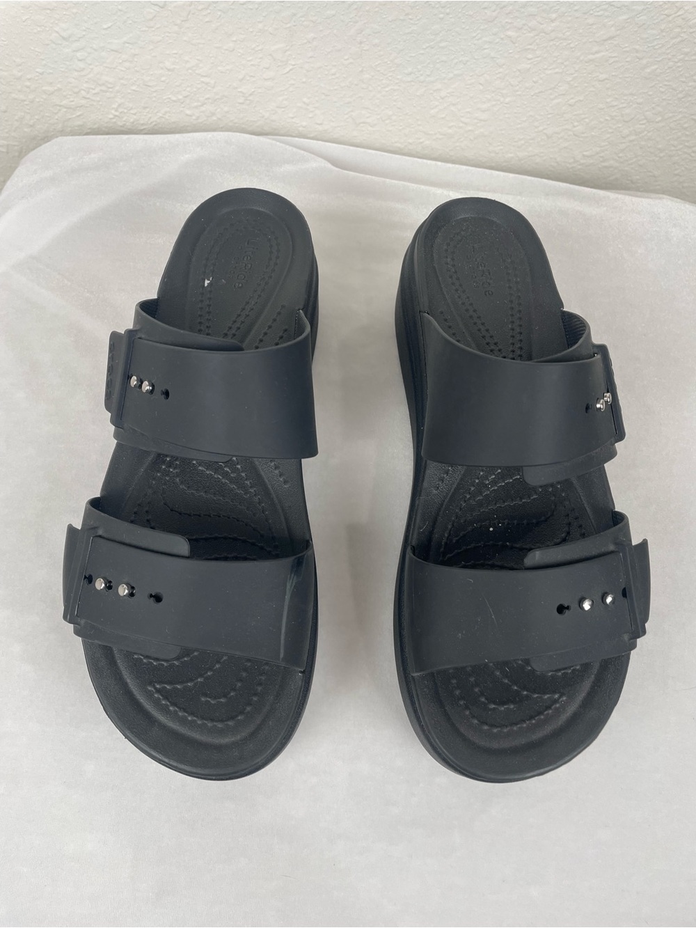 Crocs Brooklyn Sandals Women's Black Adjustable Strap Low Wedge size 10